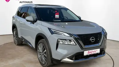 Neu Nissan X-Trail Tekna 163 PS (119 kW) 2025 Grau SUV
