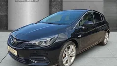 Schwarz Gebraucht 2020 Opel Astra Elegance Limousine | 15.490 € (Fairer Preis)