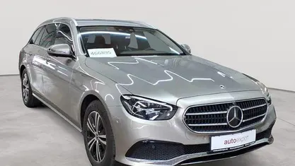 Gebraucht Mercedes E220 Avantgarde 200 PS (147 kW) 2023 Mojavesilber metallic Kombi