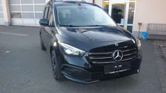 Lackfarbe loparitschwarz metal Neu 2024 Mercedes 180 Edition Limousine | 33.400 € (Guter Preis)