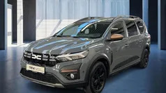 Gebraucht 2024 Dacia Jogger Extreme Van / Kleinbus | 23.580 € (Fairer Preis)