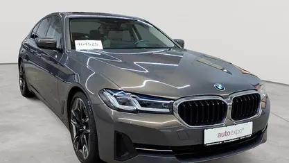 Alvitgrau metallic Gebraucht 2020 BMW 530 Sport Line Limousine | 27.190 € (Fairer Preis)