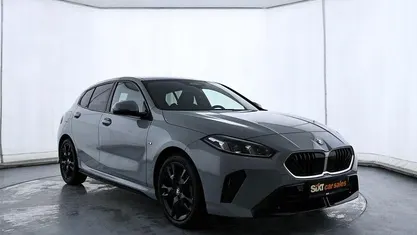 Gebraucht BMW 118 M Sport 150 PS (110 kW) 2025 Grau Kleinwagen