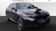 Carbonschwarz metallic Neu 2025 BMW X6 M Sport SUV | 101.390 € (Fairer Preis)