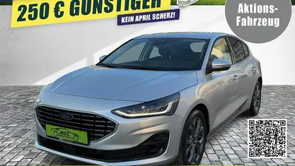 Gebraucht Ford Focus Titanium 155 PS (114 kW) 2024 Moondust silver metallic Limousine