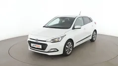 Weiß Gebraucht 2016 Hyundai i20 YES! Limousine | 11.200 € (Fairer Preis)