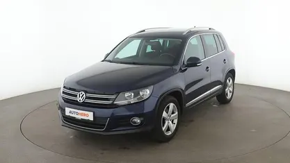 Blau Gebraucht 2015 VW Tiguan Sportline SUV | 12.880 € (Fairer Preis)