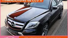 Schwarz (obsidianschwarz metalliclack) Gebraucht 2012 Mercedes GLK250 SUV | 21.990 € (Teuer)