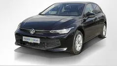Grenadillschwarz metallic Gebraucht 2024 VW Golf VIII Life Limousine | 22.480 € (Superpreis)