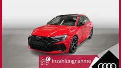 Rot Neu 2025 Audi RS3 Sportback Sport Kleinwagen | 69.880 € (Guter Preis)