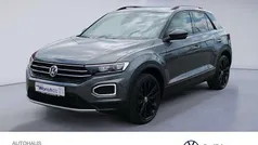 Indiumgrau metallic Gebraucht 2020 VW T-Roc Sportline SUV | 25.879 € (Fairer Preis)