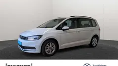 Gebraucht 2024 VW Touran Comfortline Van / Kleinbus | 34.987 € (Fairer Preis)