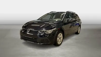 Gebraucht 2022 VW Golf VIII Life Kombi | 23.350 € (Fairer Preis)