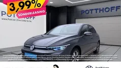 Grau Gebraucht 2024 VW Golf VIII Goal Limousine | 30.977 € (Superpreis)