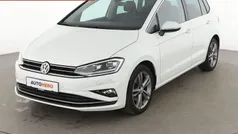 Weiß Gebraucht 2019 VW Golf Sportsvan Highline Van / Kleinbus | 18.230 € (Fairer Preis)