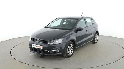 Używany VW Polo Comfortline 90 KM (66 kW) 2016 Szary Sedan/Limuzyna