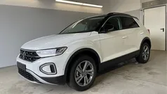 Gebraucht 2025 VW T-Roc Life SUV | 33.940 € (Superpreis)