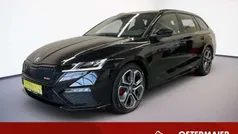 Blackmagic perleffekt Gebraucht 2024 Skoda Octavia RS Kombi | 41.890 € (Fairer Preis)