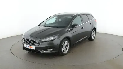Gebraucht Ford Focus Titanium 150 PS (110 kW) 2018 Grau Kombi