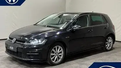 Używany VW Golf VII Highline 150 KM (110 kW) 2019 Czarny Sedan/Limuzyna