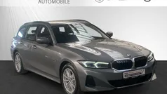 BMW 330e