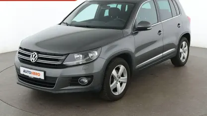 Gebraucht VW Tiguan LOUNGE 122 PS (89 kW) 2015 Grau SUV