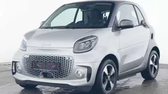 Bodypanels in cool silver () Gebraucht 2024 Smart ForTwo Electric Drive Exclusive Coupé | 15.500 € (Fairer Preis)