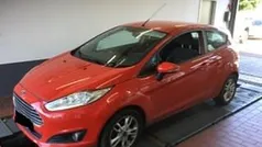 Rot Gebraucht 2015 Ford Fiesta Trend Kleinwagen | 7.608 € (Fairer Preis)