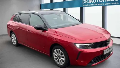 Gebraucht Opel Astra Business Elegance 131 PS (96 kW) 2024 Rot Kombi