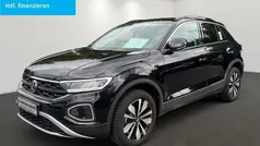 Gebraucht 2024 VW T-Roc Life SUV | 30.990 € (Fairer Preis)