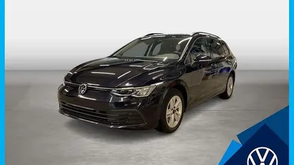 Deep black perleffekt Gebraucht 2022 VW Golf VIII Life Kombi | 23.220 € (Fairer Preis)