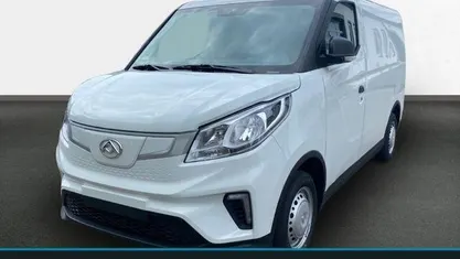 Neu Maxus eDeliver 3 89 kW (122 PS) 2025 Warm white exterior (solid) (weiß) Van
