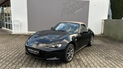 Neu Mazda MX5 132 PS (97 kW) 2026 Schwarz Cabrio