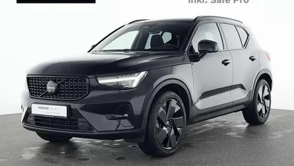 Onyx black / Gebraucht 2025 Volvo XC40 Ultra SUV | 39.399 € (Fairer Preis)