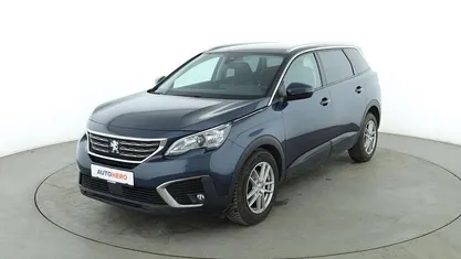 Gebraucht Peugeot 5008 Active 131 PS (96 kW) 2018 Blau SUV