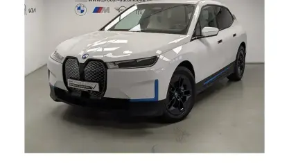 Gebraucht BMW iX 239 kW (326 PS) 2023 Weiß SUV