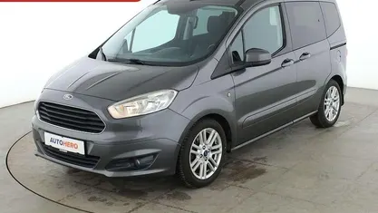 Gebraucht Ford Tourneo Courier Titanium 101 PS (74 kW) 2016 Van / Kleinbus