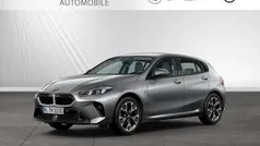 Skyscraper grau Gebraucht 2024 BMW 118 M Sport Kleinwagen | 30.490 € (Fairer Preis)