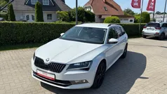 Weiß Gebraucht 2018 Skoda Superb Ambition Kombi | 20.990 € (Fairer Preis)