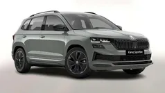 Blackmagic perleffekt Neu 2025 Skoda Karoq Selection SUV | 36.880 € (Guter Preis)