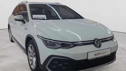 Second-hand VW Golf Alltrack 200 CP (147 kW) 2022 Alb Break