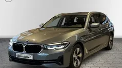 Bluestone metallic Gebraucht 2020 BMW 520 Sport Line Kombi | 34.850 € (Fairer Preis)