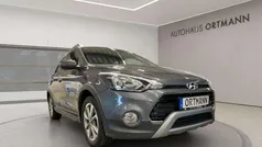 Star dust / met Gebraucht 2020 Hyundai i20 Trend Limousine | 12.590 € (Fairer Preis)