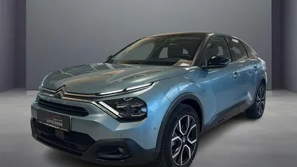 Islandblau /metal Gebraucht 2022 Citroën e-C4 Shine Limousine | 17.520 € (Fairer Preis)
