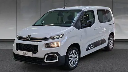 Weiß Gebraucht 2022 Citroën Berlingo Feel Van / Kleinbus | 16.840 € (Guter Preis)