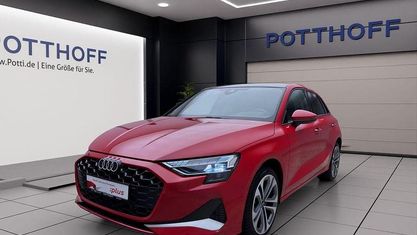 Używany Audi A3 Advanced 116 KM (85 kW) 2025 Czerwony Sedan/Limuzyna