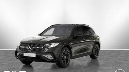 Metalliclack graphitgrau Gebraucht 2025 Mercedes GLC200 AMG SUV | 62.890 €
