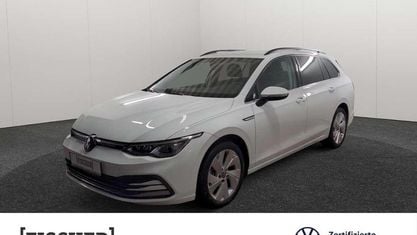 Gebraucht VW Golf VIII Style 150 PS (110 kW) 2022 Weiss Kombi