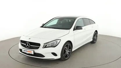 Weiß Gebraucht 2018 Mercedes CLA220 Shooting Brake Urban Kombi | 20.720 € (Fairer Preis)
