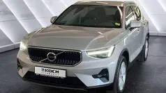 Gebraucht 2024 Volvo XC40 Core SUV | 35.890 € (Fairer Preis)